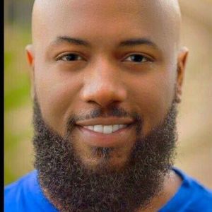 Meet your Posher, Dennis